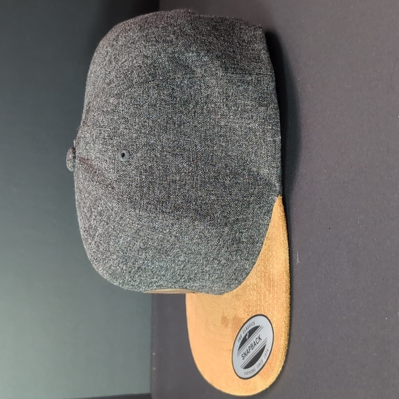 Men's Gray/Tan Quarter Fabric Snapback Hat by Volcom,O/S. - Picture 3 of 10